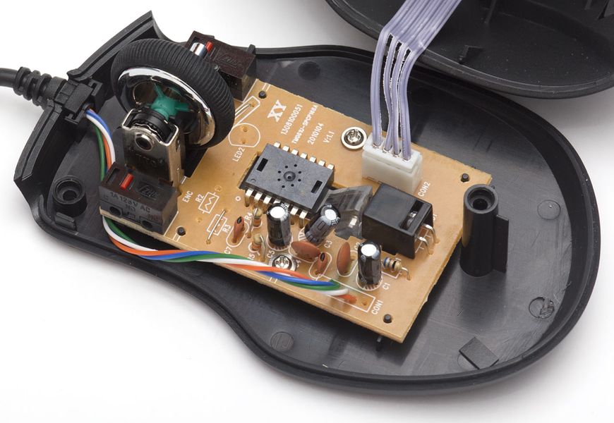 Where is the gold in the computer mouse